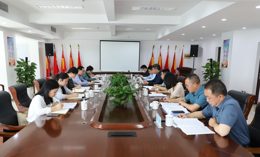 6.8集團(tuán)黨委委員、副總經(jīng)理李益帶隊(duì)調(diào)研綠陽集團(tuán).png